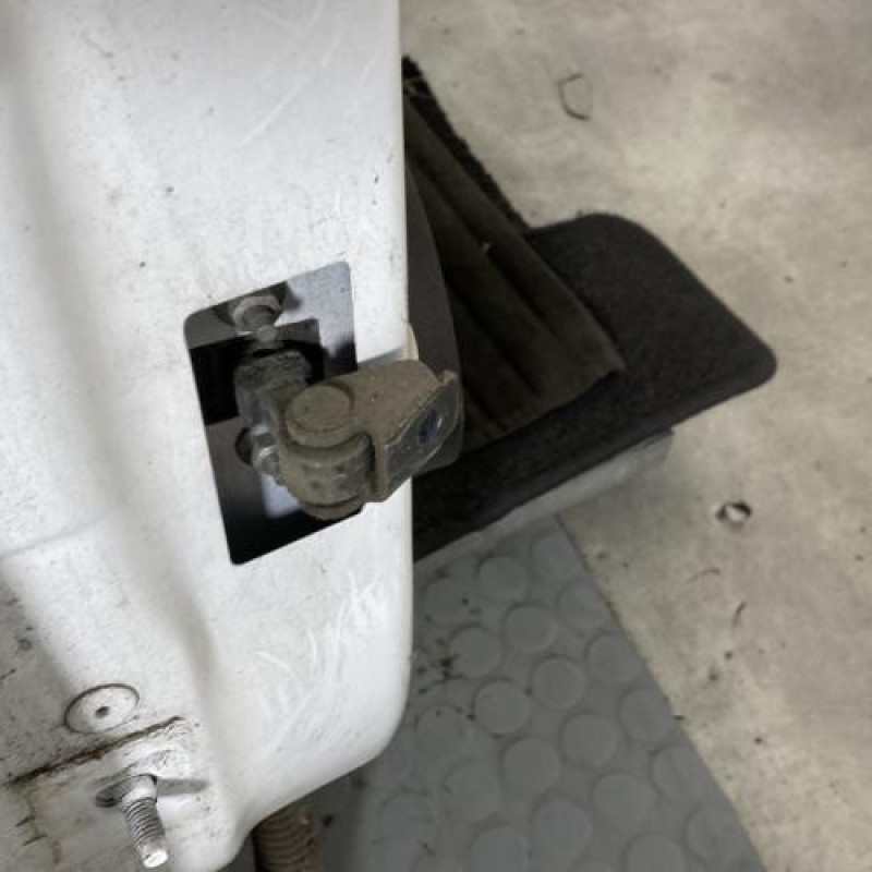 Porte arriere droit RENAULT CLIO 4 Photo n°6