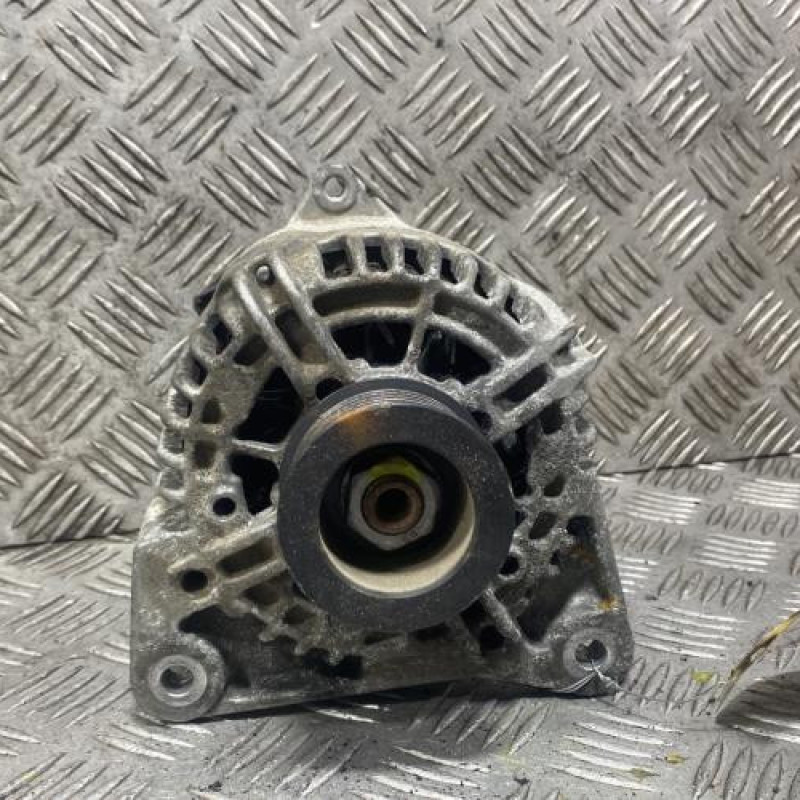 Alternateur RENAULT MODUS Photo n°4
