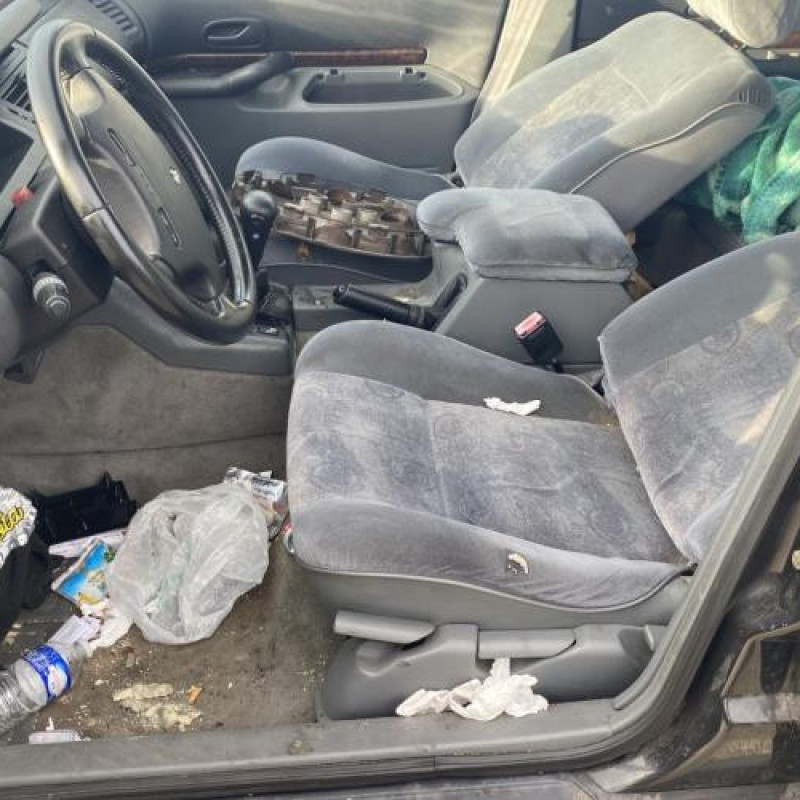 Porte arriere droit RENAULT SAFRANE Photo n°16