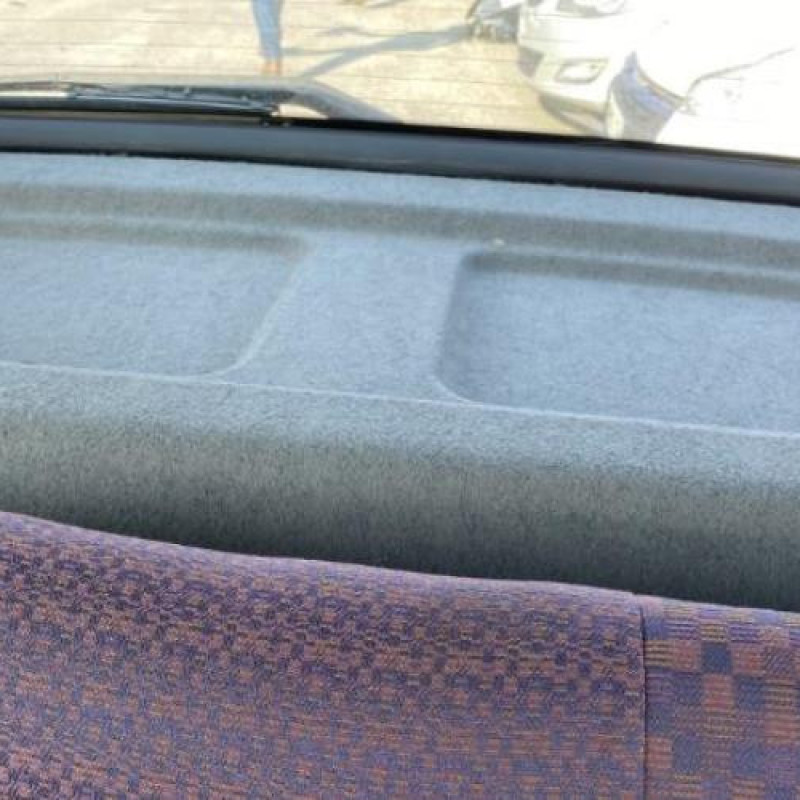 Porte avant droit FIAT PUNTO 1 Photo n°7