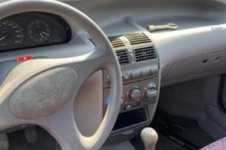 Porte avant droit FIAT PUNTO 1
