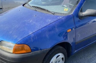 Porte avant droit FIAT PUNTO 1