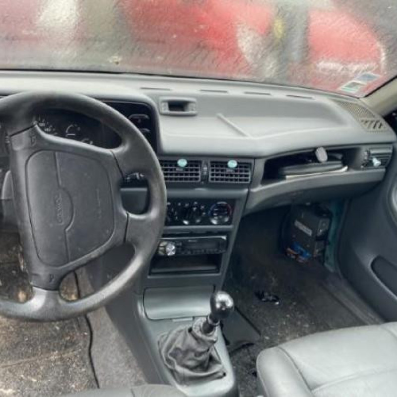 Porte avant gauche DAEWOO NEXIA Photo n°13