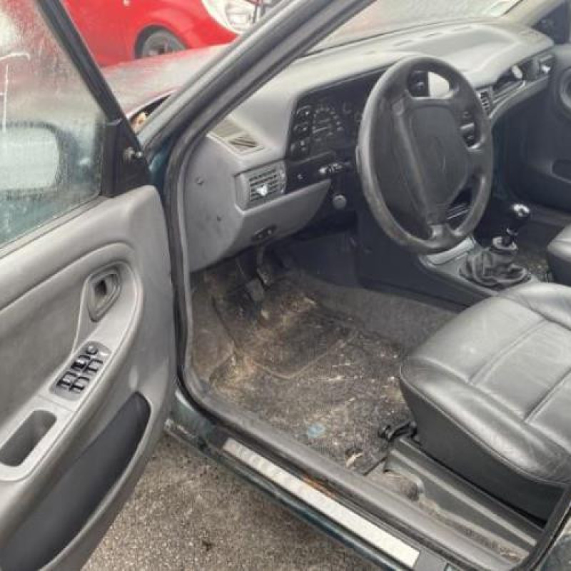 Porte avant gauche DAEWOO NEXIA Photo n°16