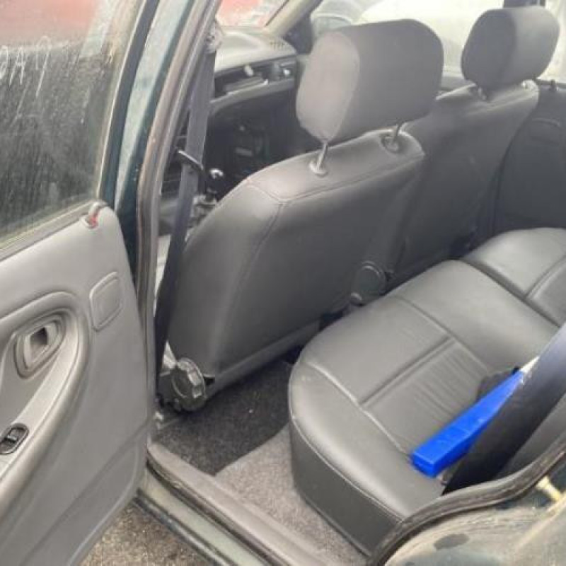 Porte avant gauche DAEWOO NEXIA Photo n°19