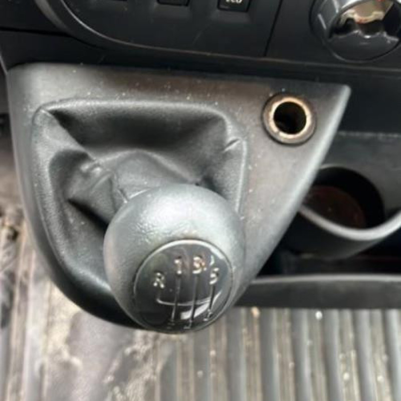 Pompe de direction RENAULT MASTER 3 Photo n°9