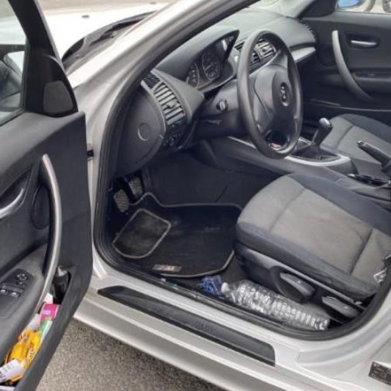 Compresseur clim BMW SERIE 1 E87 Photo n°16