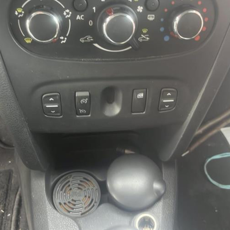 Compresseur clim DACIA LOGAN MCV 2 Photo n°8
