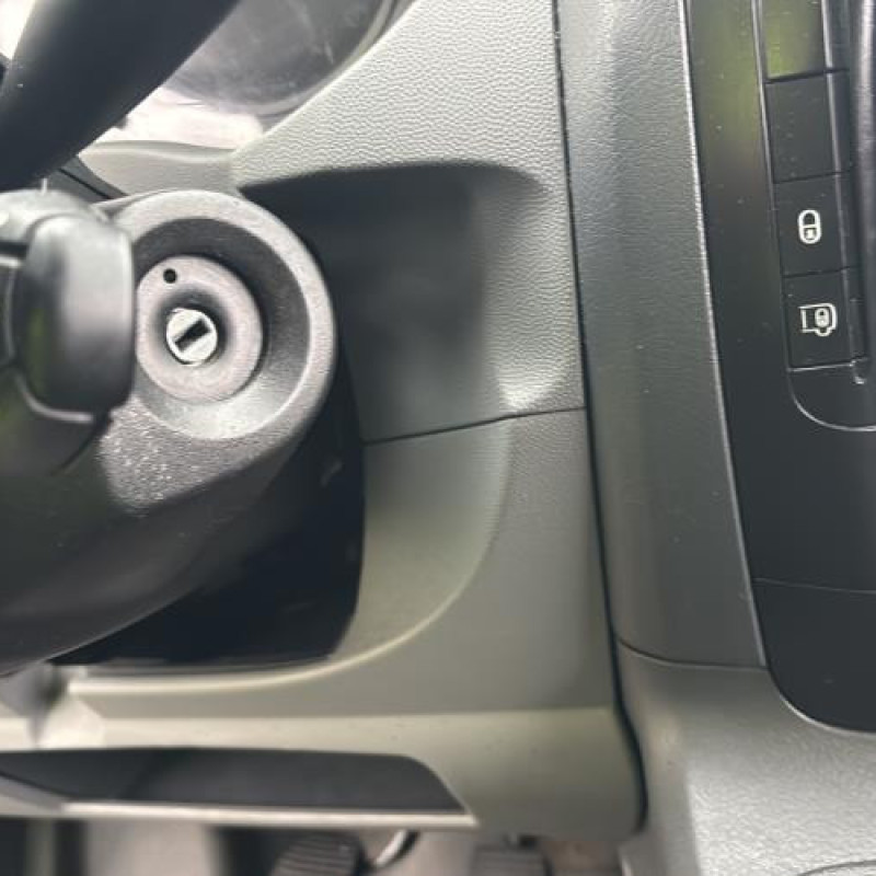 Pompe de direction PEUGEOT EXPERT 2 Photo n°18