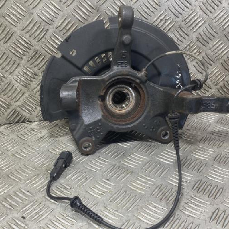 Pivot de moyeu avant gauche RENAULT CLIO 5 Photo n°3