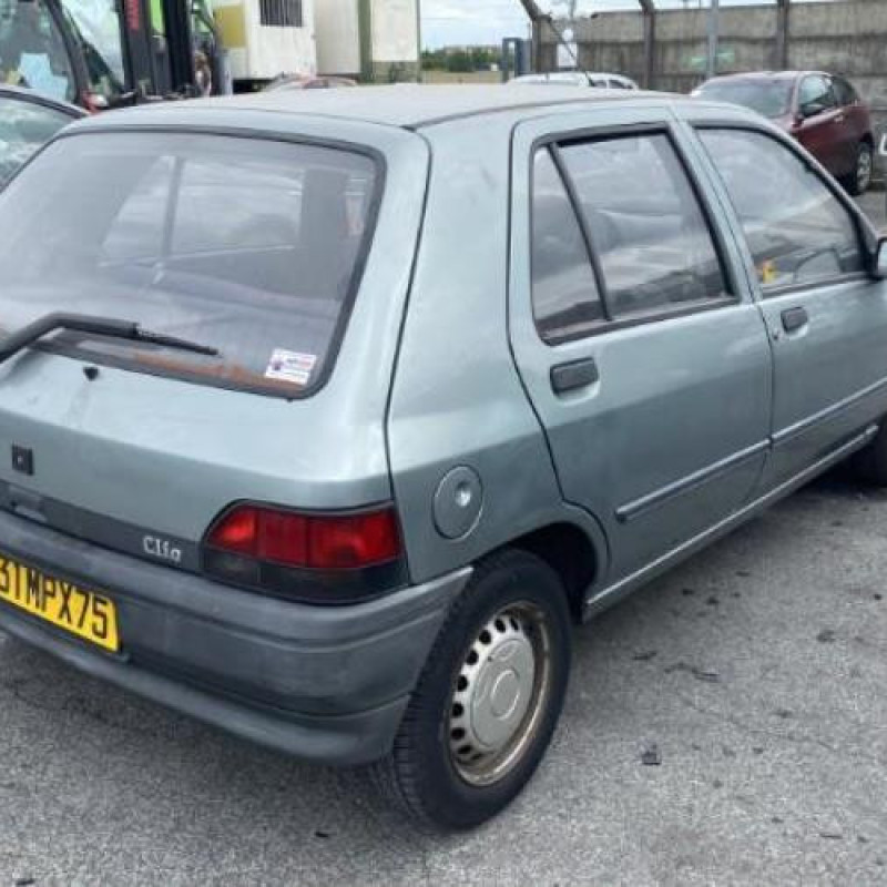 Pivot de moyeu avant gauche RENAULT CLIO 1 Photo n°6