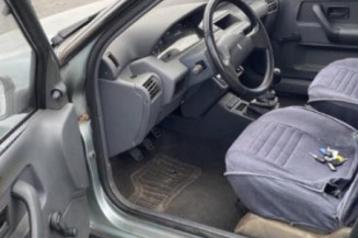 Pivot de moyeu avant gauche RENAULT CLIO 1