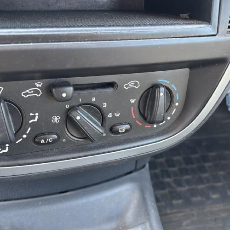 Moteur CITROEN C3 1 Photo n°20