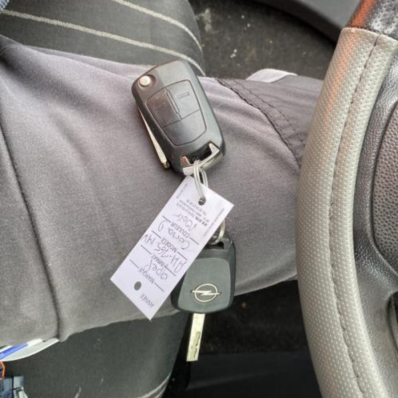 Moteur OPEL CORSA D Photo n°15
