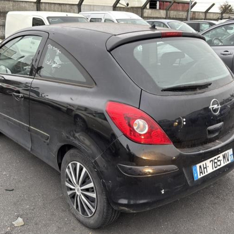 Moteur OPEL CORSA D Photo n°19