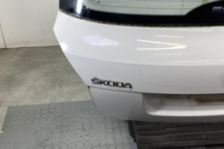Malle/Hayon arriere SKODA FABIA 2
