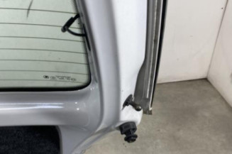 Malle/Hayon arriere SKODA FABIA 2