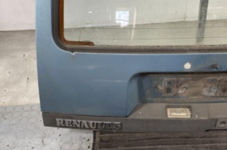 Malle/Hayon arriere RENAULT SUPER 5