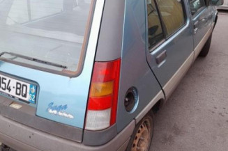 Malle/Hayon arriere RENAULT SUPER 5