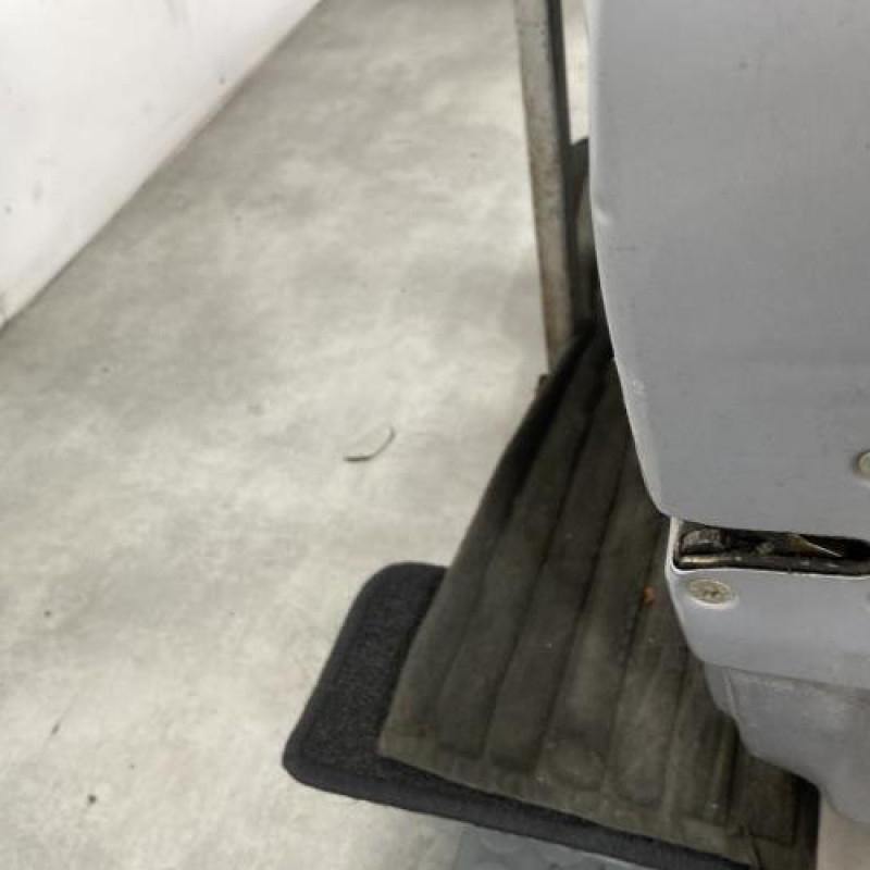 Porte avant droit CITROEN SAXO Photo n°3