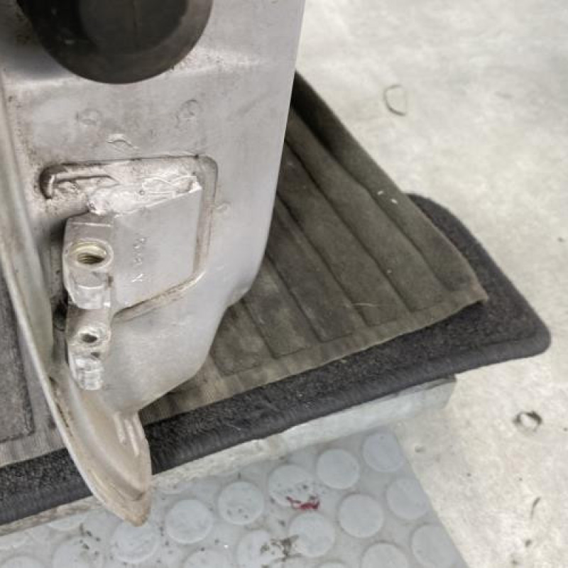 Porte avant droit CITROEN SAXO Photo n°5