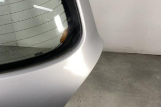 Malle/Hayon arriere NISSAN ALMERA 2