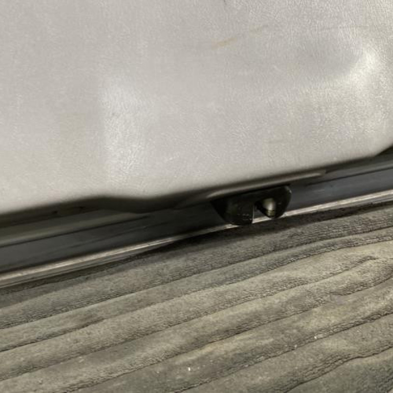 Malle/Hayon arriere NISSAN ALMERA 2 Photo n°13