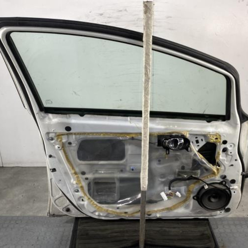 Porte avant gauche NISSAN NOTE 2 Photo n°8