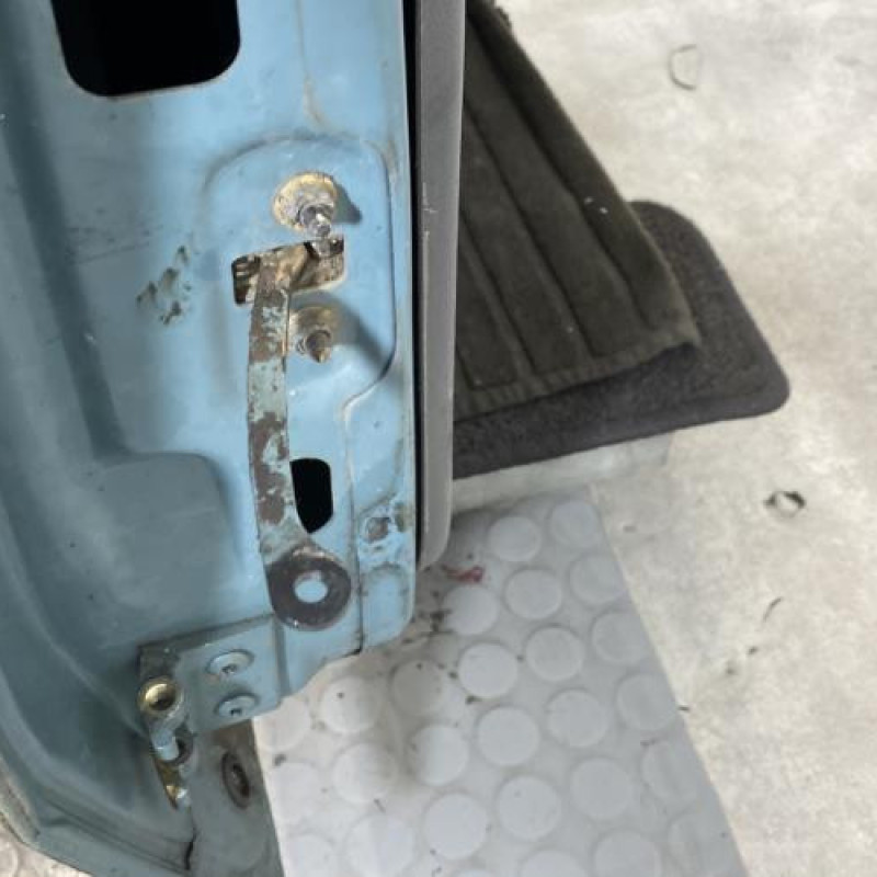Porte avant droit RENAULT SUPER 5 Photo n°5