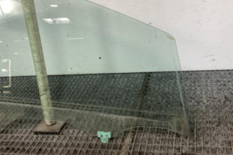Vitre avant droit NISSAN NOTE 2