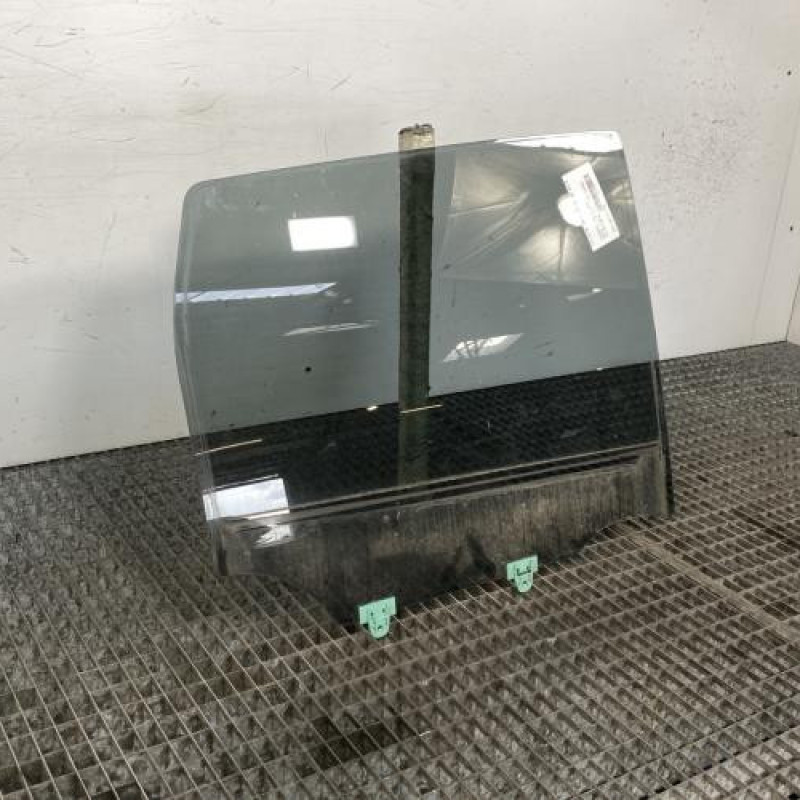 Vitre arriere droit NISSAN NOTE 2 Photo n°3