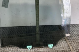 Vitre arriere droit NISSAN NOTE 2