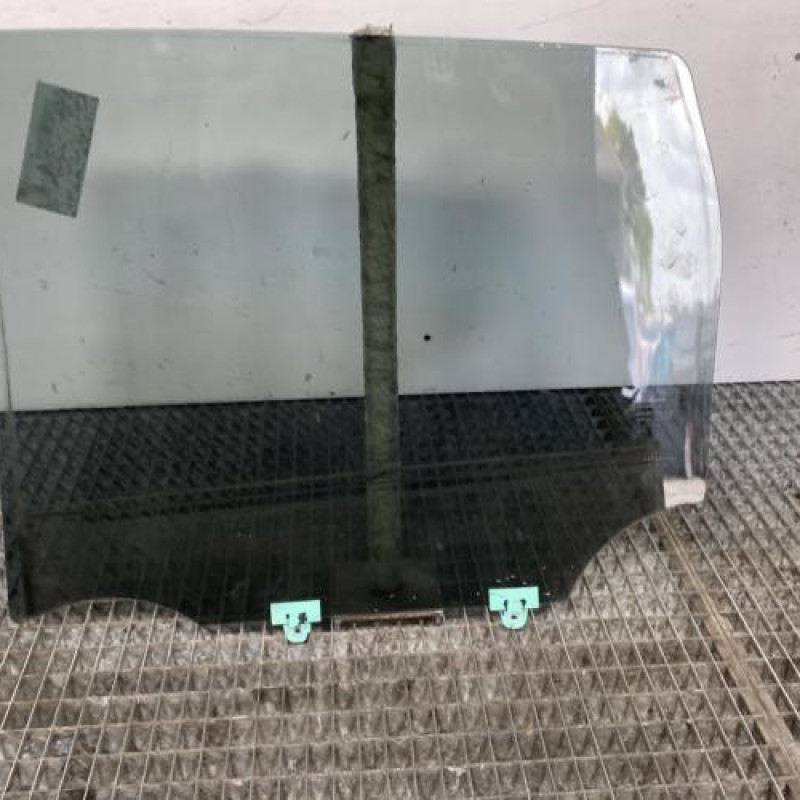 Vitre arriere droit NISSAN NOTE 2 Photo n°5