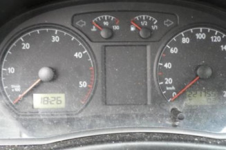 Vitre arriere droit VOLKSWAGEN POLO 4
