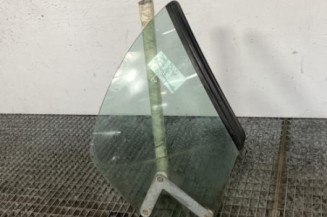 Vitre arriere droit PEUGEOT 206