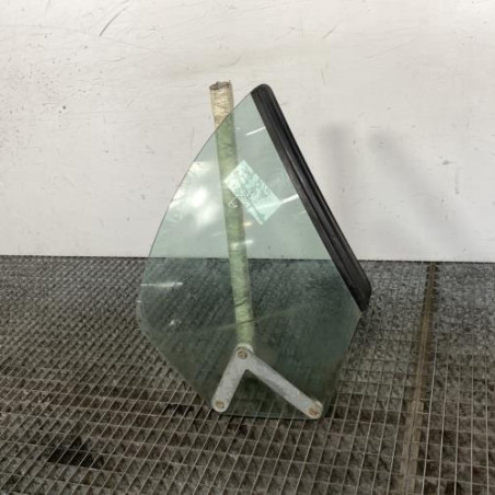 Vitre arriere droit PEUGEOT 206