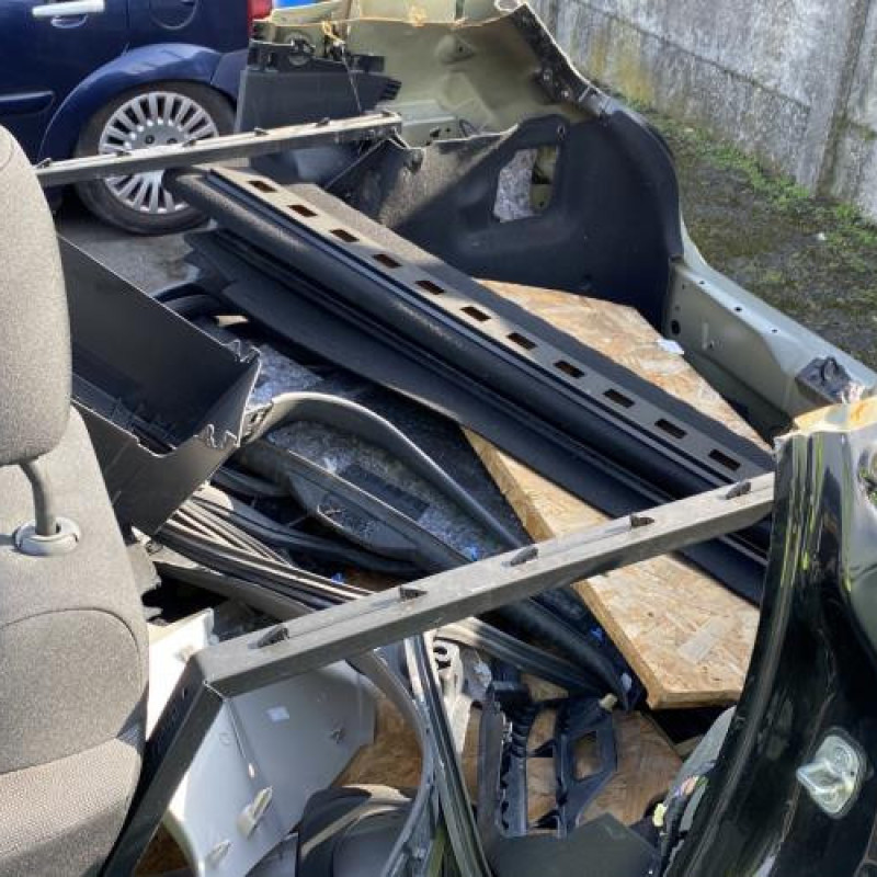 Extension d'aile arriere gauche CITROEN C3 3 Photo n°14