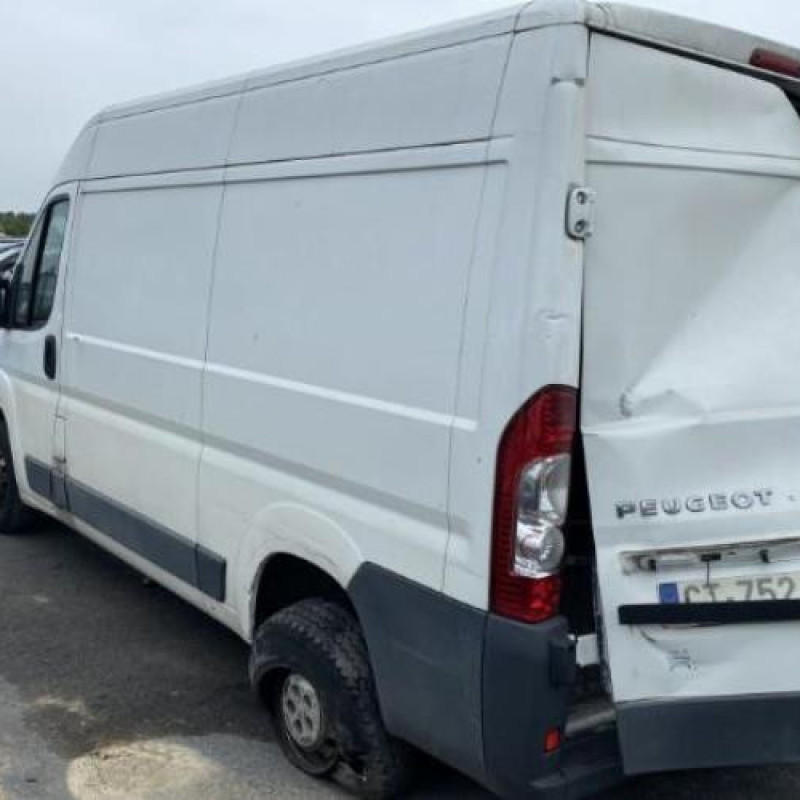 Crosse avant gauche PEUGEOT BOXER 3 Photo n°17