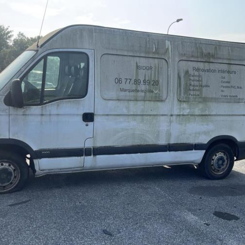 Crosse arriere gauche OPEL MOVANO A Photo n°9