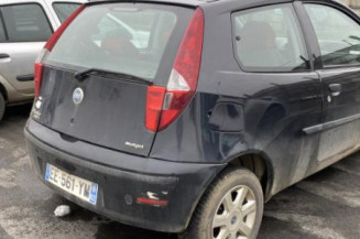 Face avant FIAT PUNTO 2