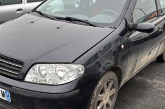 Face avant FIAT PUNTO 2