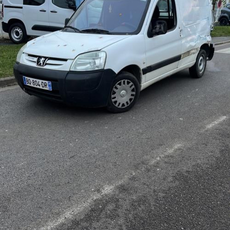 Face avant PEUGEOT PARTNER 1 Photo n°5