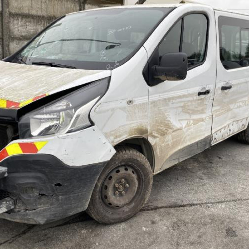 Face avant RENAULT TRAFIC 3 COURT Photo n°4