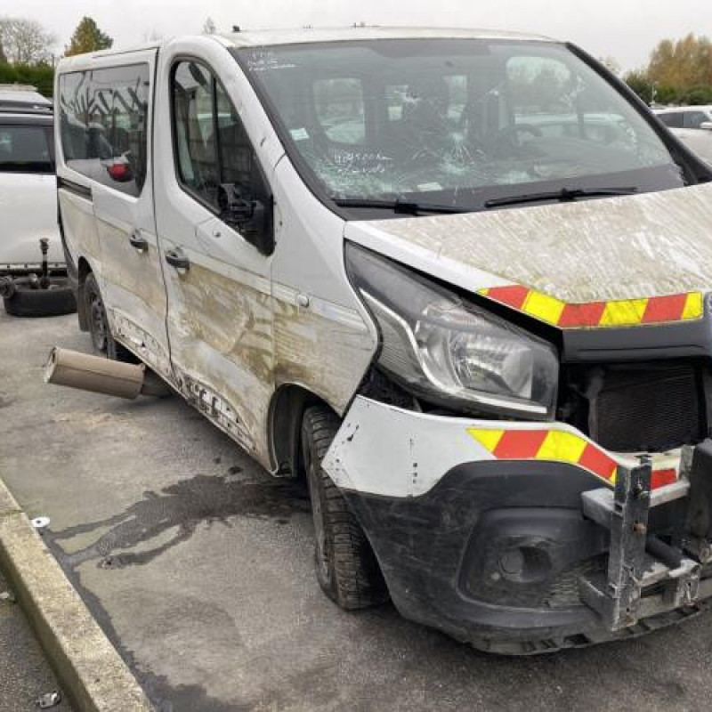 Face avant RENAULT TRAFIC 3 COURT Photo n°5