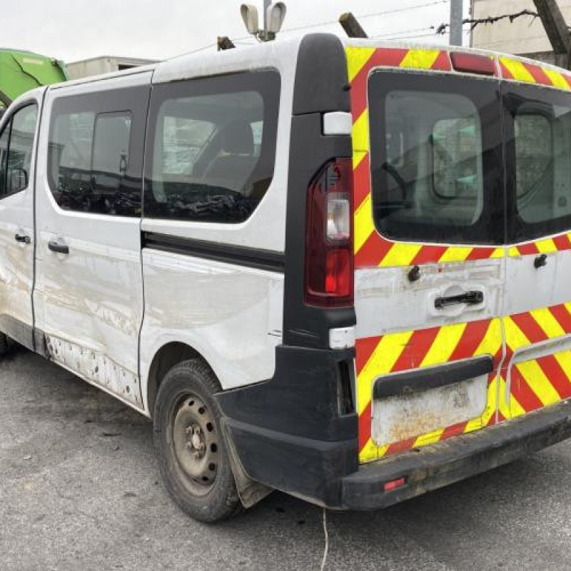 Face avant RENAULT TRAFIC 3 COURT Photo n°7