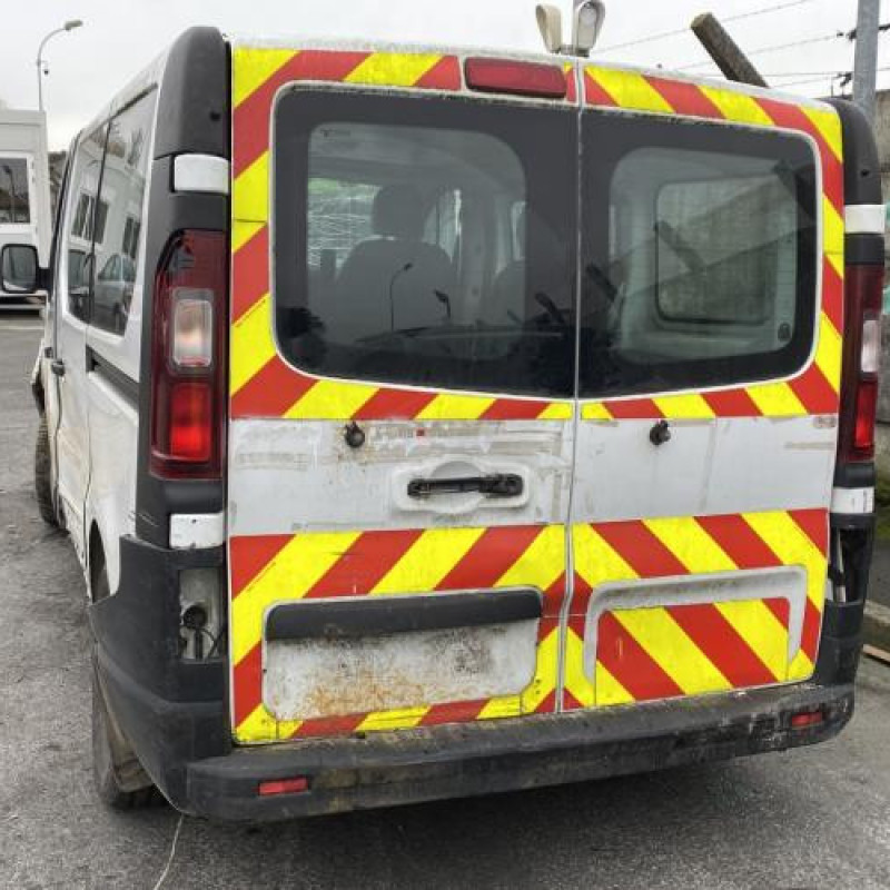 Face avant RENAULT TRAFIC 3 COURT Photo n°8