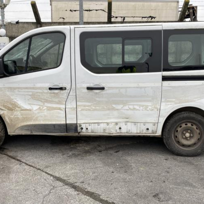 Face avant RENAULT TRAFIC 3 COURT Photo n°9
