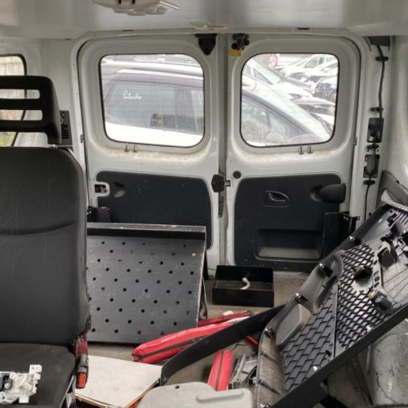 Face avant RENAULT TRAFIC 3 COURT Photo n°14