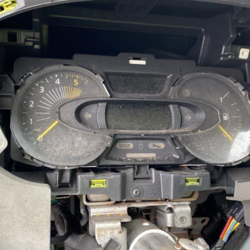 Face avant RENAULT TRAFIC 3 COURT Photo n°19