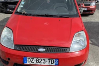 Aile avant droit FORD FIESTA 5